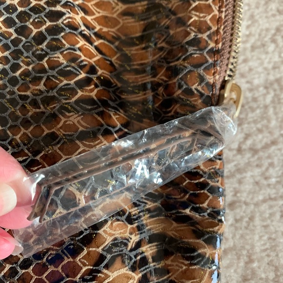Hobo Purse - Tiger Metallic - Picture 5 of 14